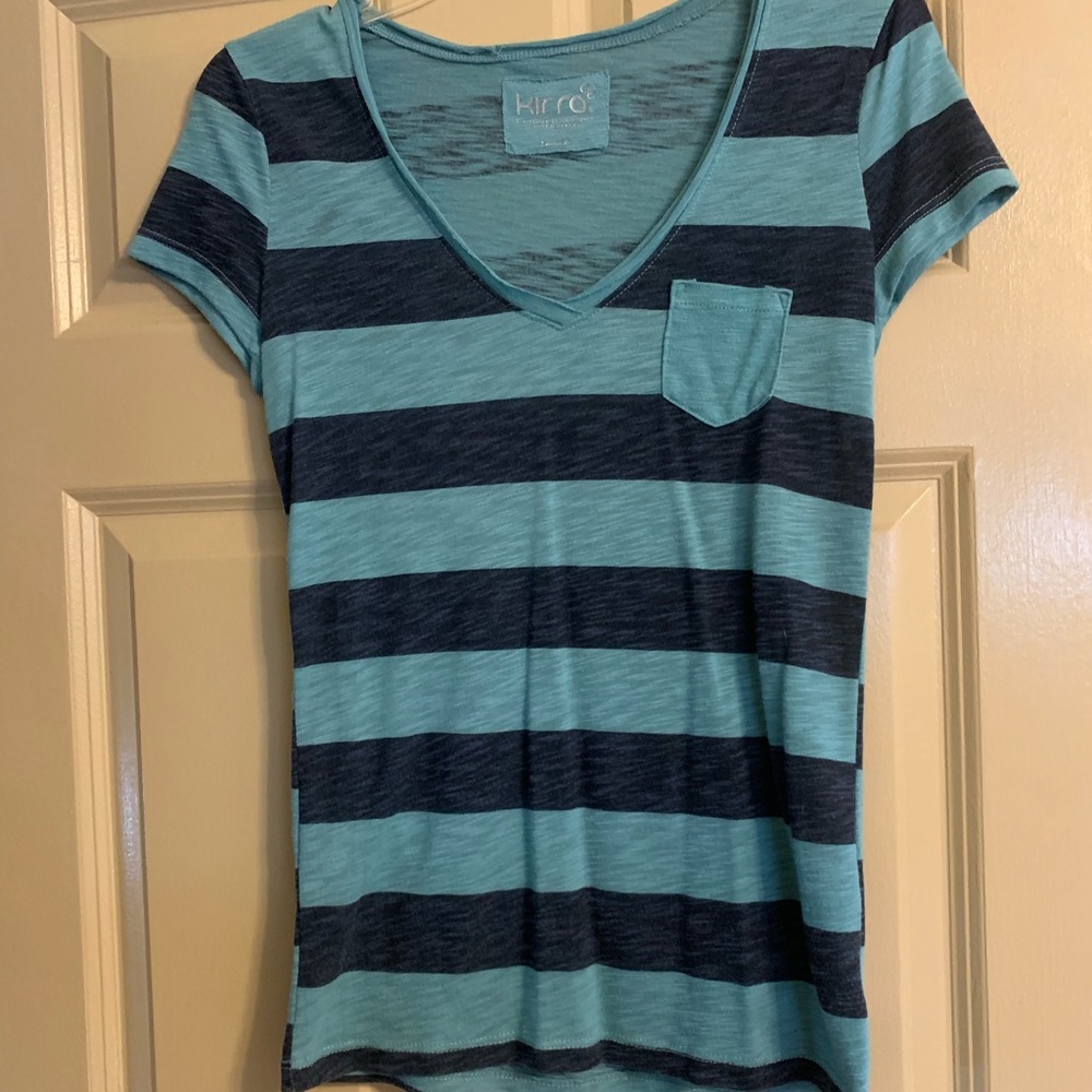Tee shirt